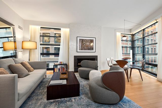 580 Washington St 302, Boston, MA 02111