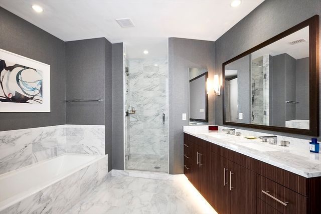 580 Washington St 302, Boston, MA 02111