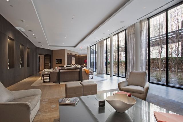 580 Washington St 302, Boston, MA 02111