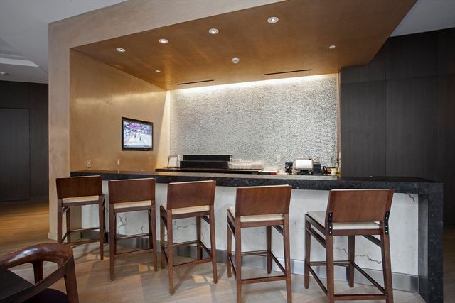 580 Washington St 302, Boston, MA 02111