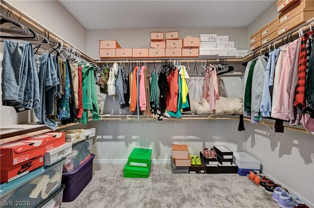 881 Dunkirk River Court, Henderson, NV 89011