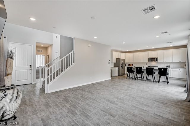 881 Dunkirk River Court, Henderson, NV 89011