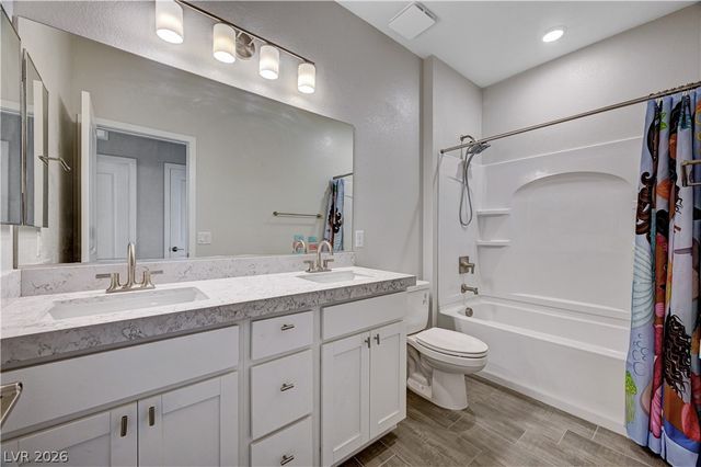 881 Dunkirk River Court, Henderson, NV 89011