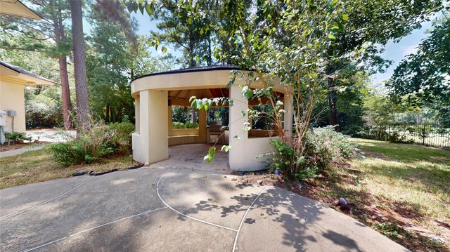 24 Autumn Crescent, The Woodlands, TX 77381