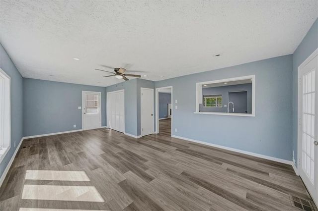 3017 S Hall Road, Independence, MO 64052