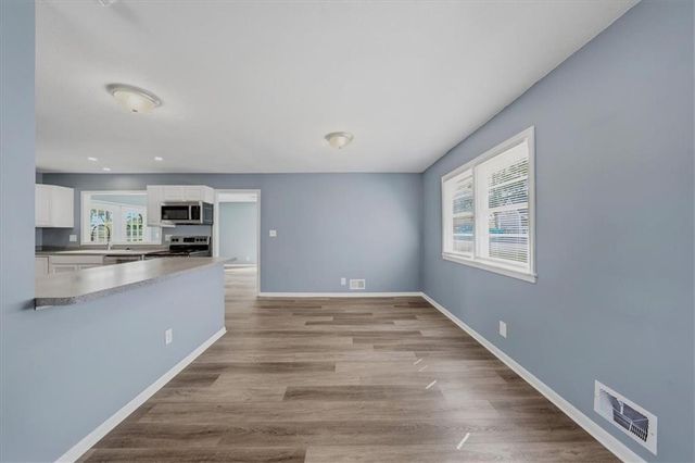 3017 S Hall Road, Independence, MO 64052
