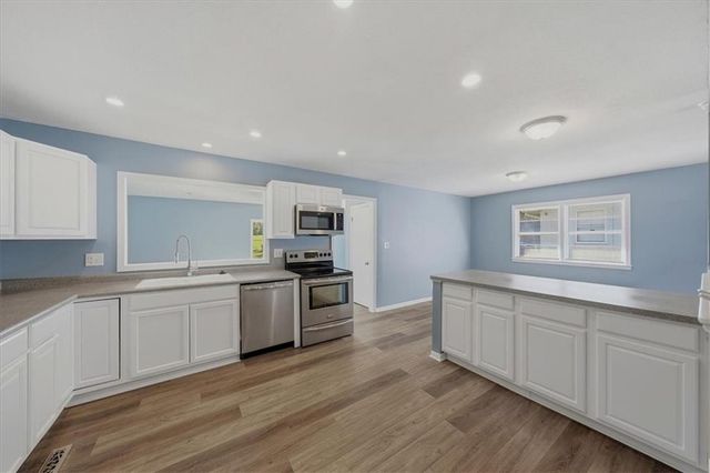 3017 S Hall Road, Independence, MO 64052