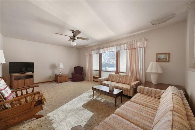 805 W Wilson Street, Hebron, IN 46341