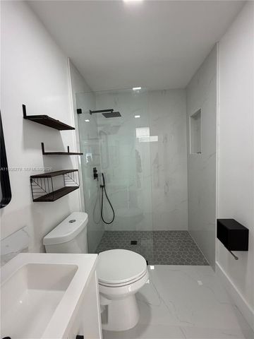 5051 SW 128th Ct 2, Miami, FL 33175