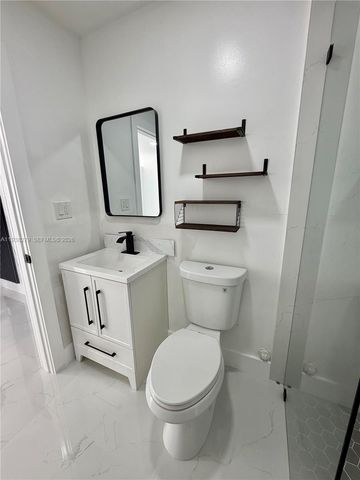 5051 SW 128th Ct 2, Miami, FL 33175