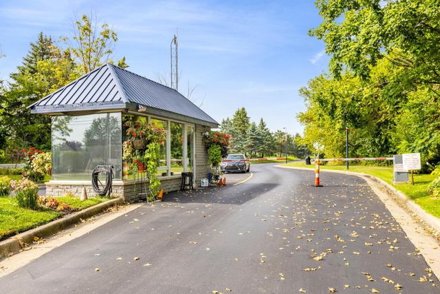 65 Sea Ray Boulevard, Harrison Twp, MI 48045