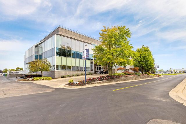 65 Sea Ray Boulevard, Harrison Twp, MI 48045