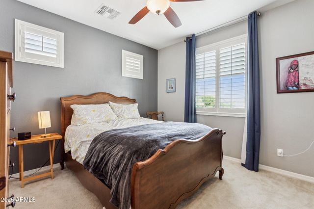 4204 E GRAND CANYON Drive, Chandler, AZ 85249