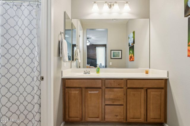 4204 E GRAND CANYON Drive, Chandler, AZ 85249