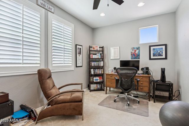 4204 E GRAND CANYON Drive, Chandler, AZ 85249