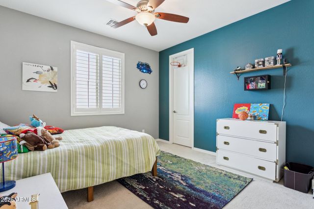 4204 E GRAND CANYON Drive, Chandler, AZ 85249