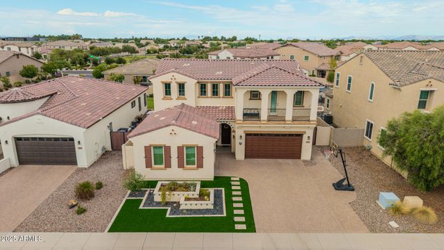 4204 E GRAND CANYON Drive, Chandler, AZ 85249