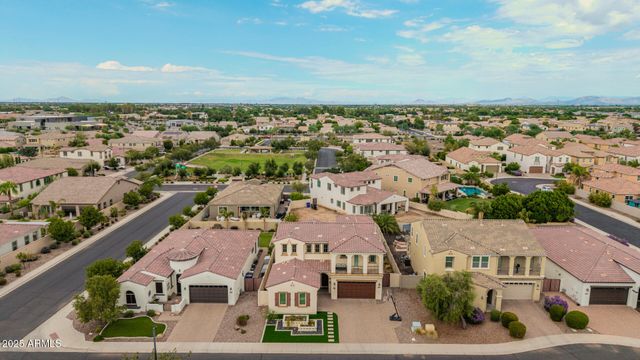 4204 E GRAND CANYON Drive, Chandler, AZ 85249