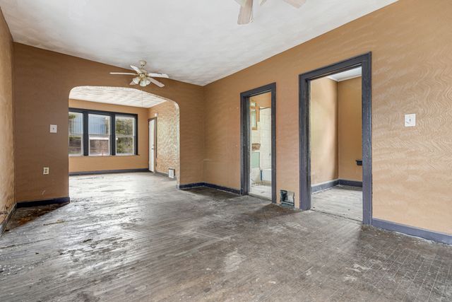 7339 S Kimbark Avenue, Chicago, IL 60619
