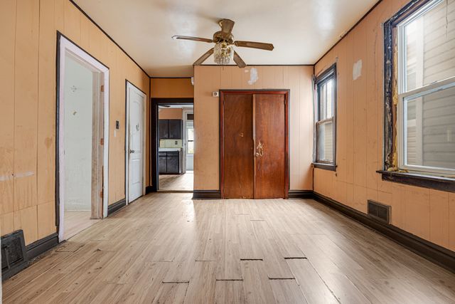7339 S Kimbark Avenue, Chicago, IL 60619