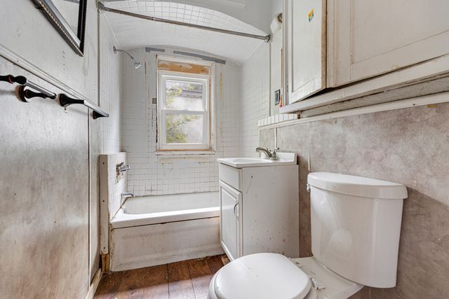 7339 S Kimbark Avenue, Chicago, IL 60619
