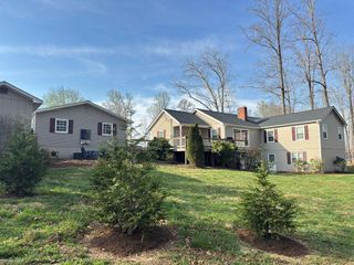 122 Arnold Avenue, Elkin, NC 28621