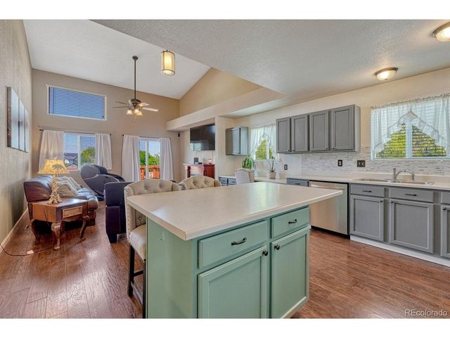 2017 S Fundy Ct, Aurora, CO 80013