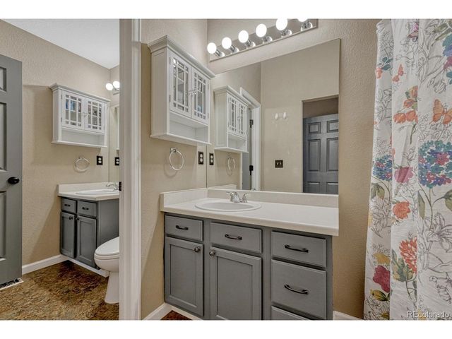 2017 S Fundy Ct, Aurora, CO 80013