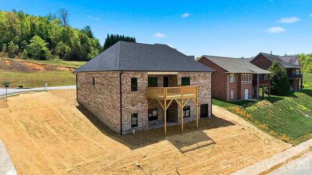 426 Huntington Woods Street SE, Lenoir, NC 28645