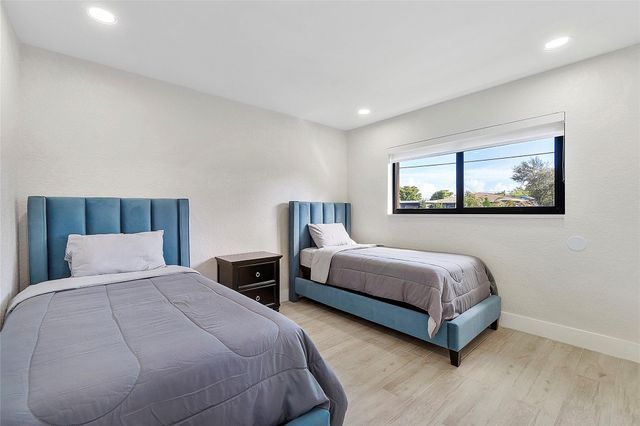 513 NW 17th Avenue, Fort Lauderdale, FL 33311