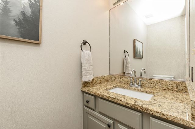 709 NW Scott Street, Ankeny, IA 50023