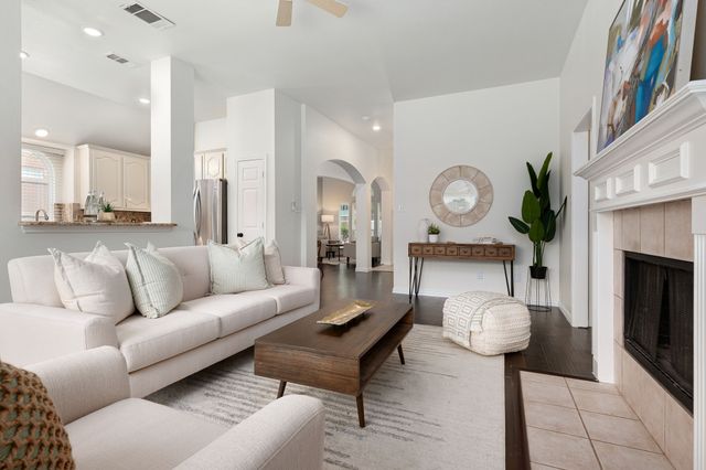 1404 Valley Trail, Irving, TX 75063