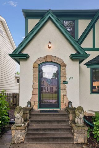 1870 Beechwood Avenue, Saint Paul, MN 55116