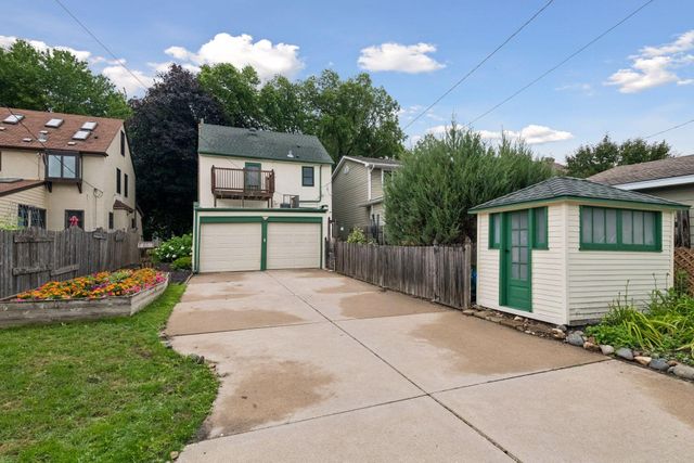 1870 Beechwood Avenue, Saint Paul, MN 55116