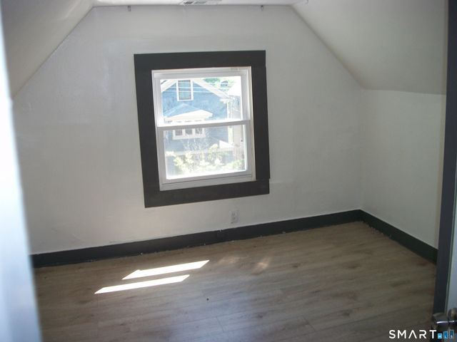 27 Lilac Street 2, New Haven, CT 06511