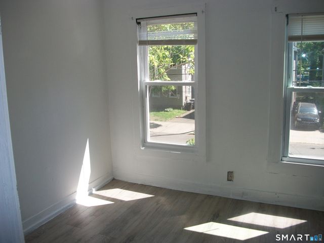27 Lilac Street 2, New Haven, CT 06511