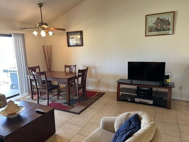 77196 Pauma Valley Way, Palm Desert, CA 92211
