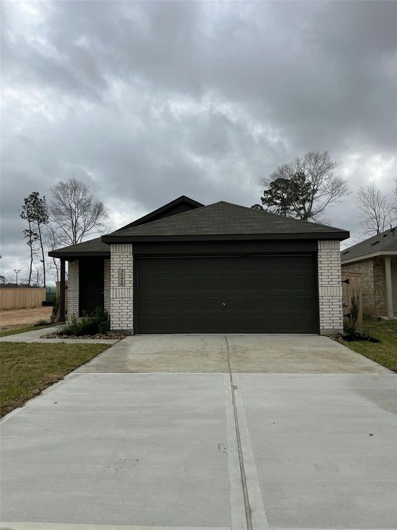 31418 Casacalenda Lane, Huffman, TX 77336