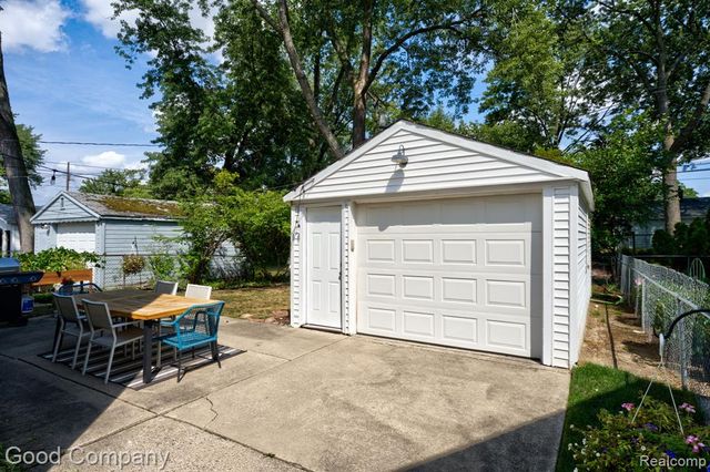 2946 Ellwood Avenue, Berkley, MI 48072