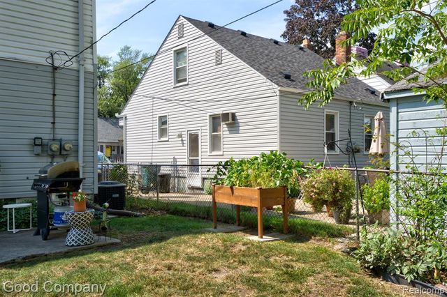 2946 Ellwood Avenue, Berkley, MI 48072