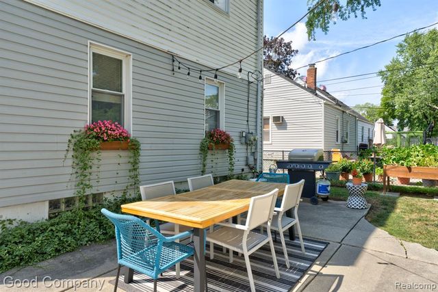 2946 Ellwood Avenue, Berkley, MI 48072