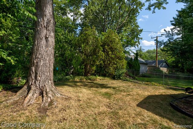 2946 Ellwood Avenue, Berkley, MI 48072