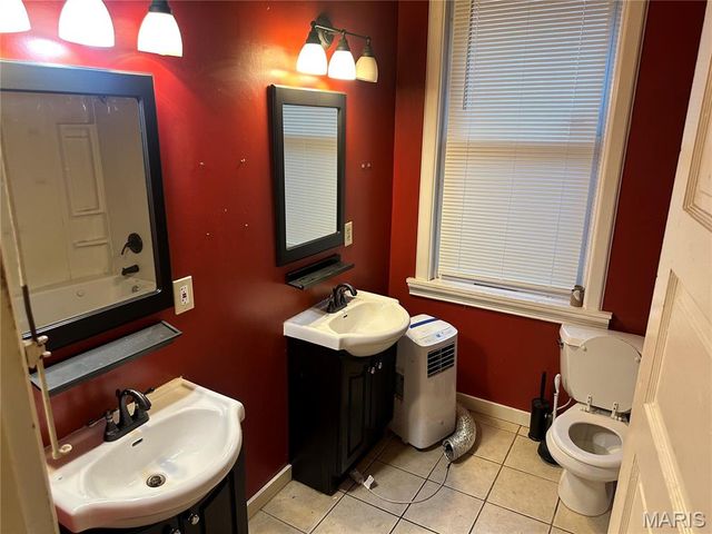 2832 N Euclid Avenue, St Louis, MO 63115