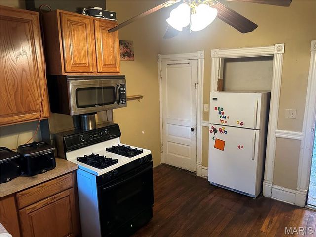 2832 N Euclid Avenue, St Louis, MO 63115