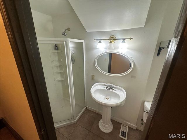 2832 N Euclid Avenue, St Louis, MO 63115