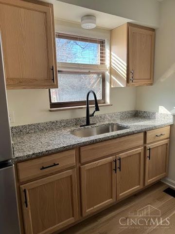5227 Parkview Avenue, Green Twp, OH 45238