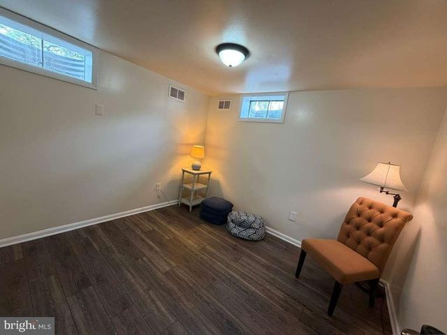 233 MOLDEN DR, Winchester, VA 22601