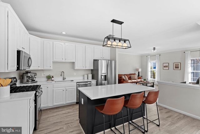 43192 CARDSTON PL, Leesburg, VA 20176