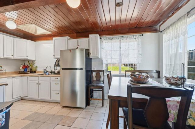 333 W 4th Street, Stockton, CA 95206