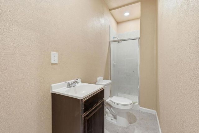 333 W 4th Street, Stockton, CA 95206